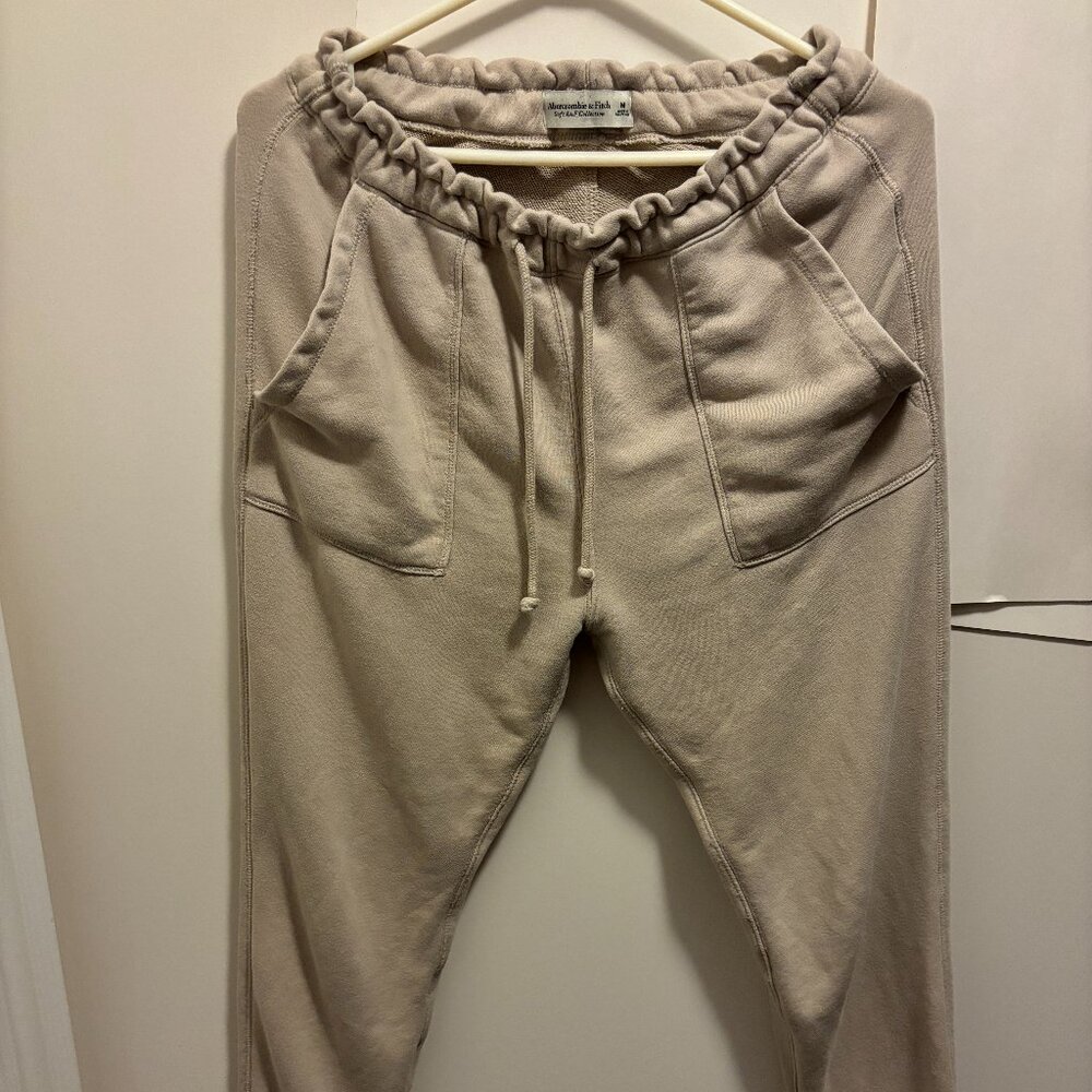 Abercrombie & Fitch Women Cloud Joggers